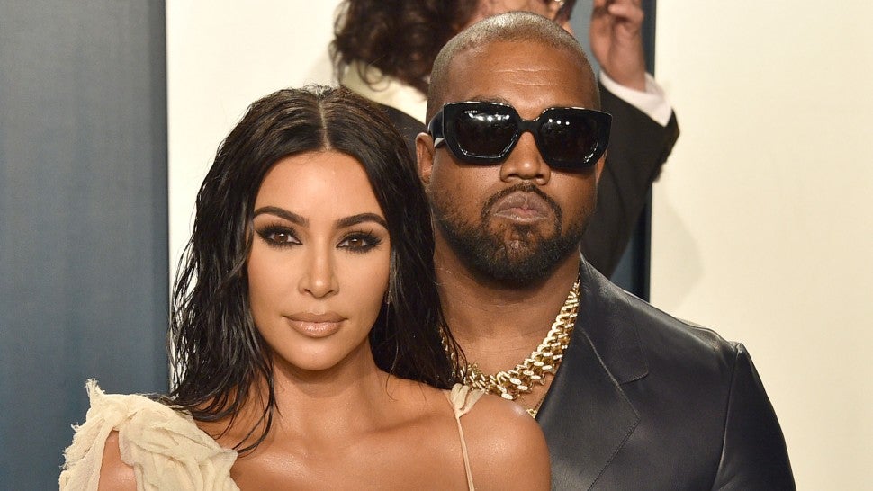 Kim Kardashian y Kanye West en la fiesta 2021 VF